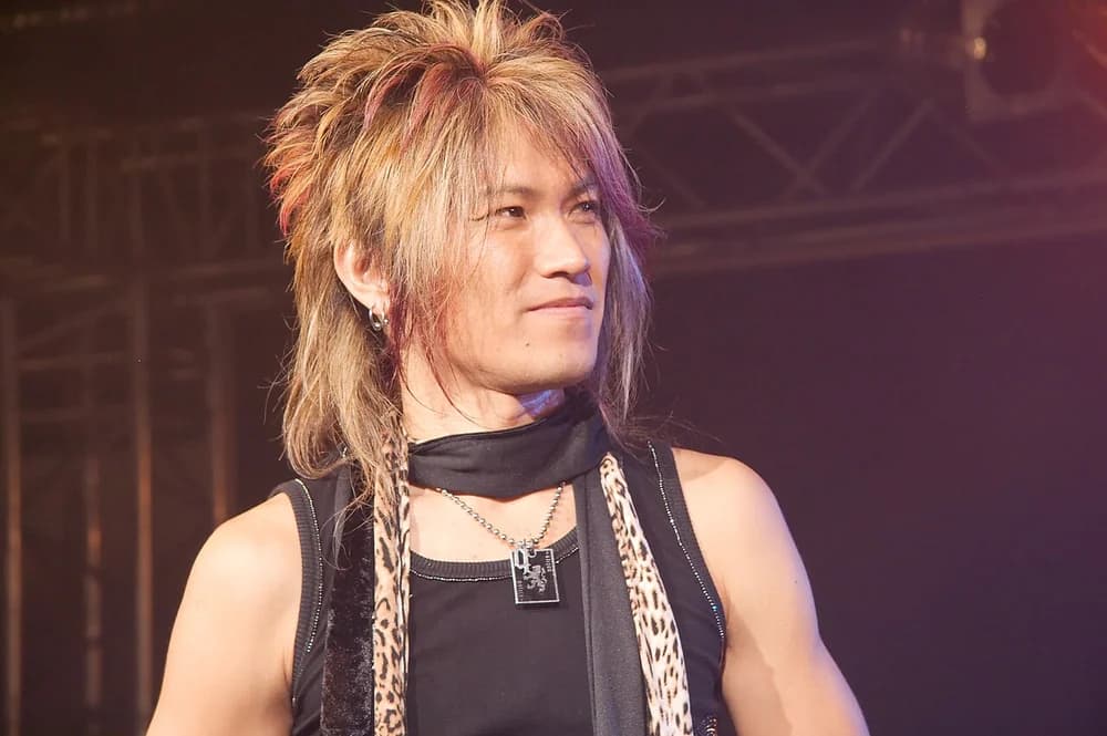 北谷浩史