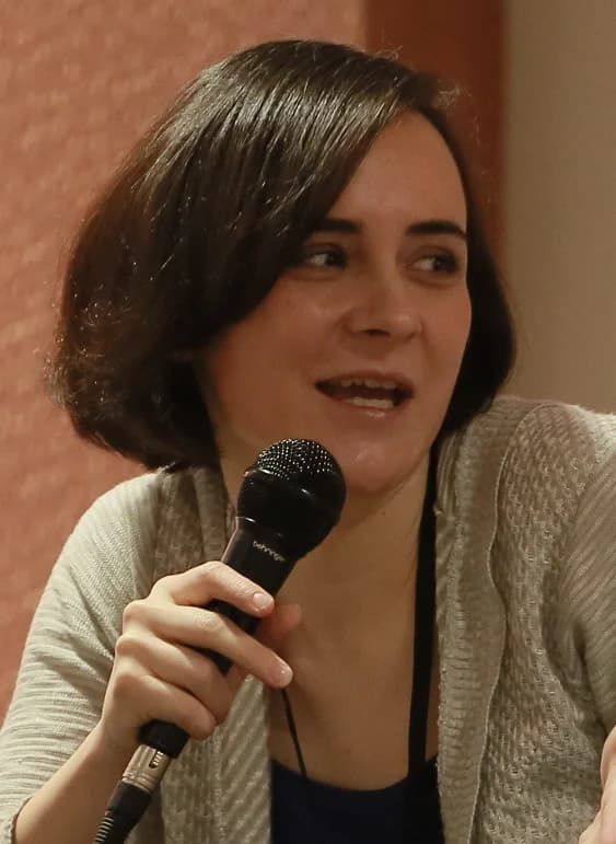 Portrait of Sarah Williams